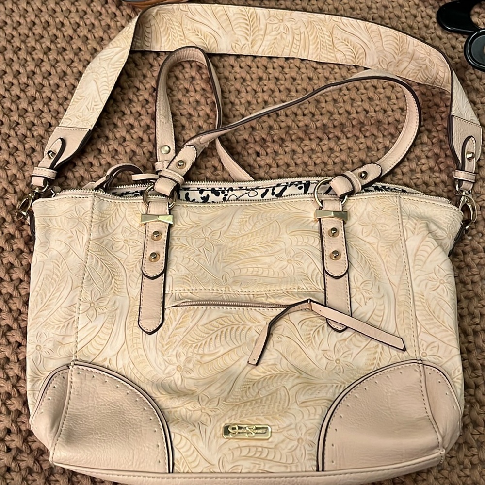 Jessica Simpson purse